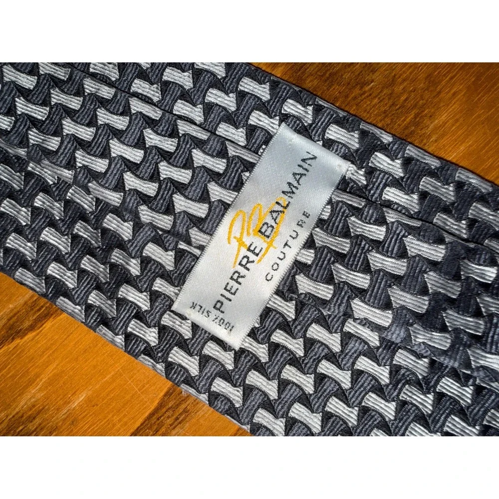 Pierre Balmain Couture Mens Silk Tie Grey Silver Geometric Basketweave Pattern‎